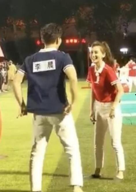 兔兔吃瓜娱乐的微博